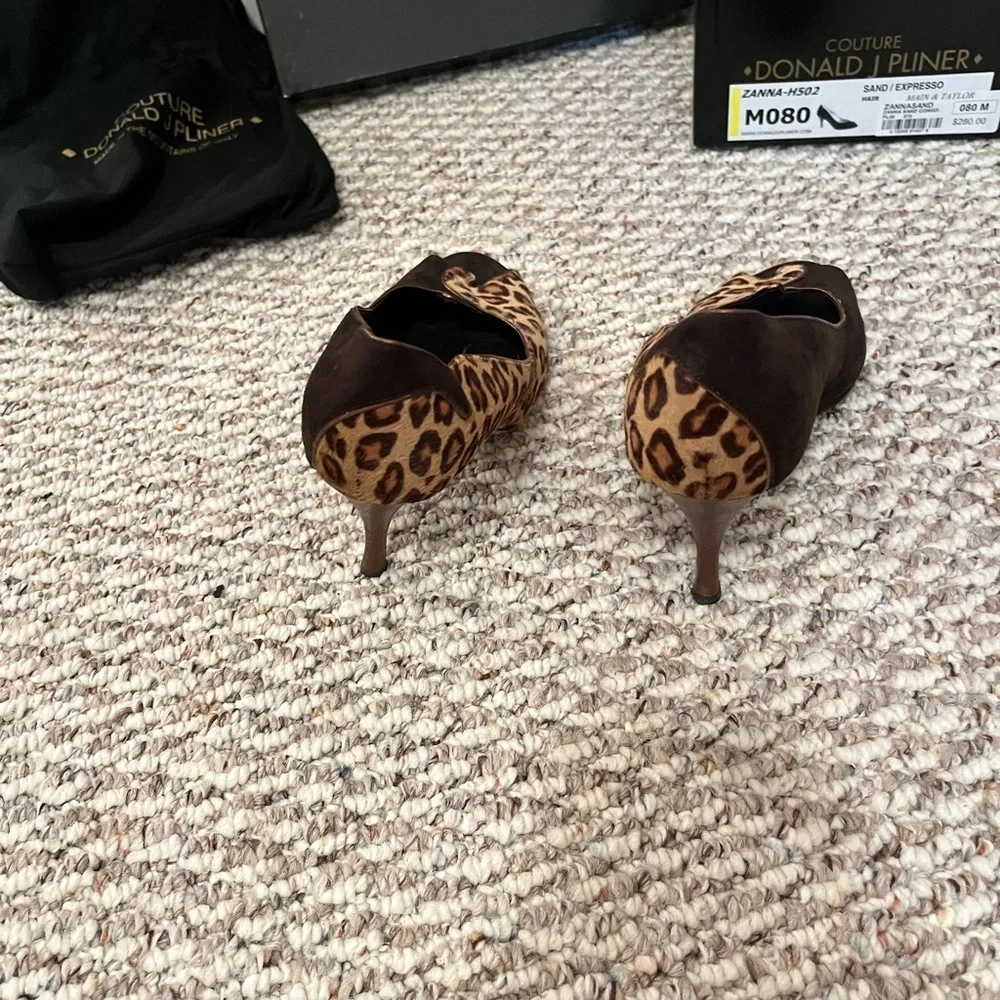 DONALD PLINER COUTURE Animal Print and Suede Peep Toe Heels - Picture 13 of 13